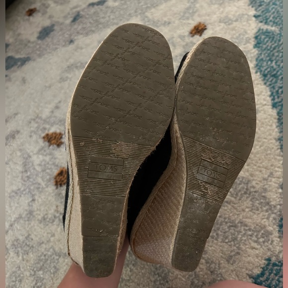 Toms Black Wedges - Picture 8 of 8